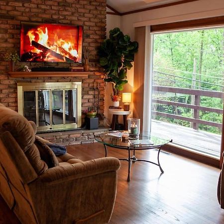 Modern Cabin With Hot Tub Grill Lake Beach Wineries Hiking Fishing And Hershey Park Family And Pet Friendly Superhosts On Ab&B Mount Gretna Екстериор снимка