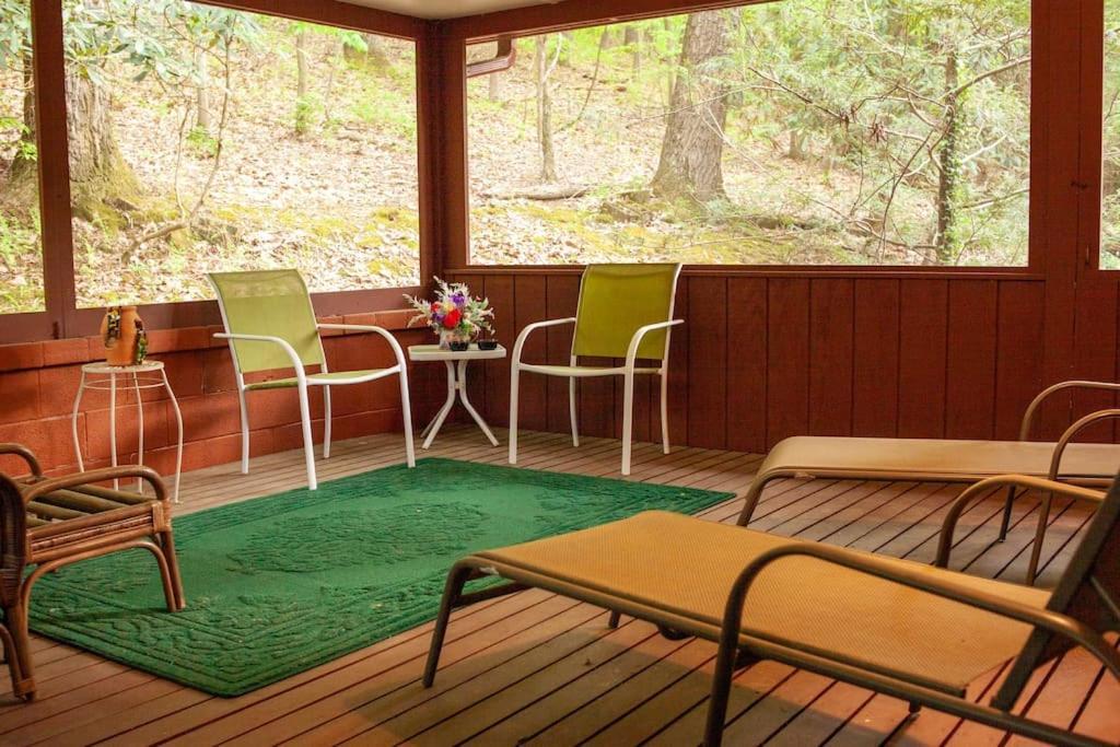 Modern Cabin With Hot Tub Grill Lake Beach Wineries Hiking Fishing And Hershey Park Family And Pet Friendly Superhosts On Ab&B Mount Gretna Екстериор снимка