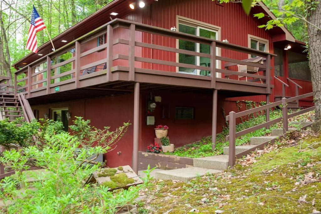 Modern Cabin With Hot Tub Grill Lake Beach Wineries Hiking Fishing And Hershey Park Family And Pet Friendly Superhosts On Ab&B Mount Gretna Екстериор снимка