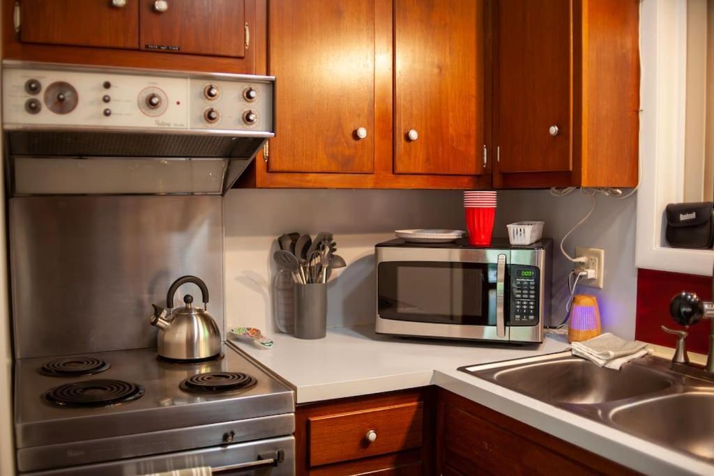 Modern Cabin With Hot Tub Grill Lake Beach Wineries Hiking Fishing And Hershey Park Family And Pet Friendly Superhosts On Ab&B Mount Gretna Екстериор снимка