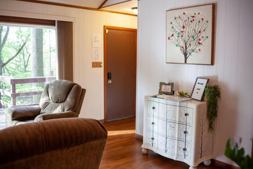 Modern Cabin With Hot Tub Grill Lake Beach Wineries Hiking Fishing And Hershey Park Family And Pet Friendly Superhosts On Ab&B Mount Gretna Екстериор снимка