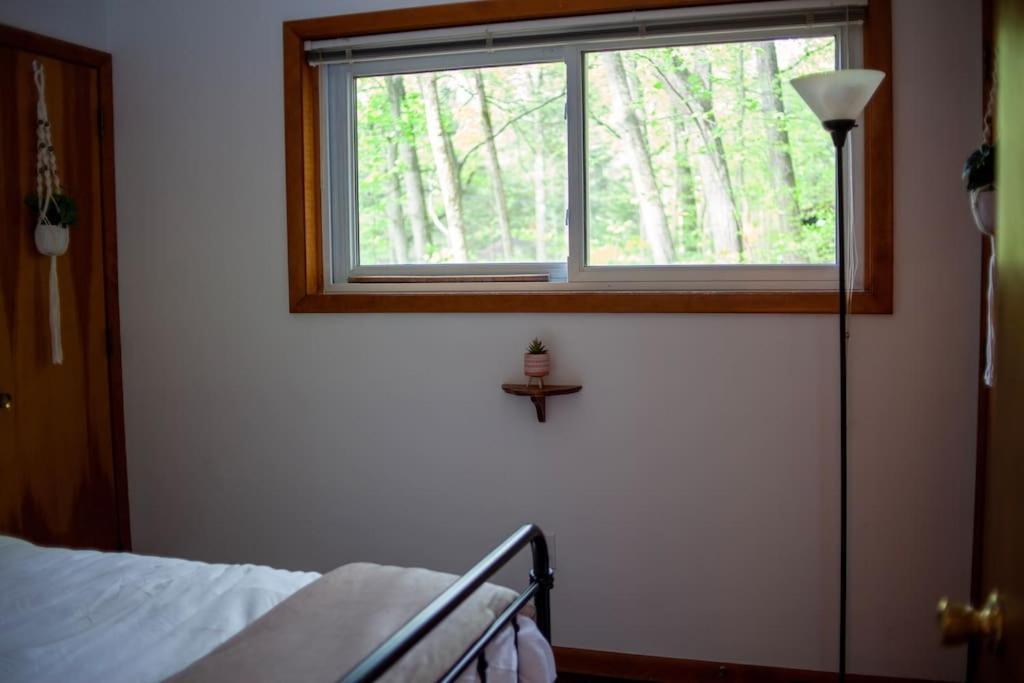 Modern Cabin With Hot Tub Grill Lake Beach Wineries Hiking Fishing And Hershey Park Family And Pet Friendly Superhosts On Ab&B Mount Gretna Екстериор снимка