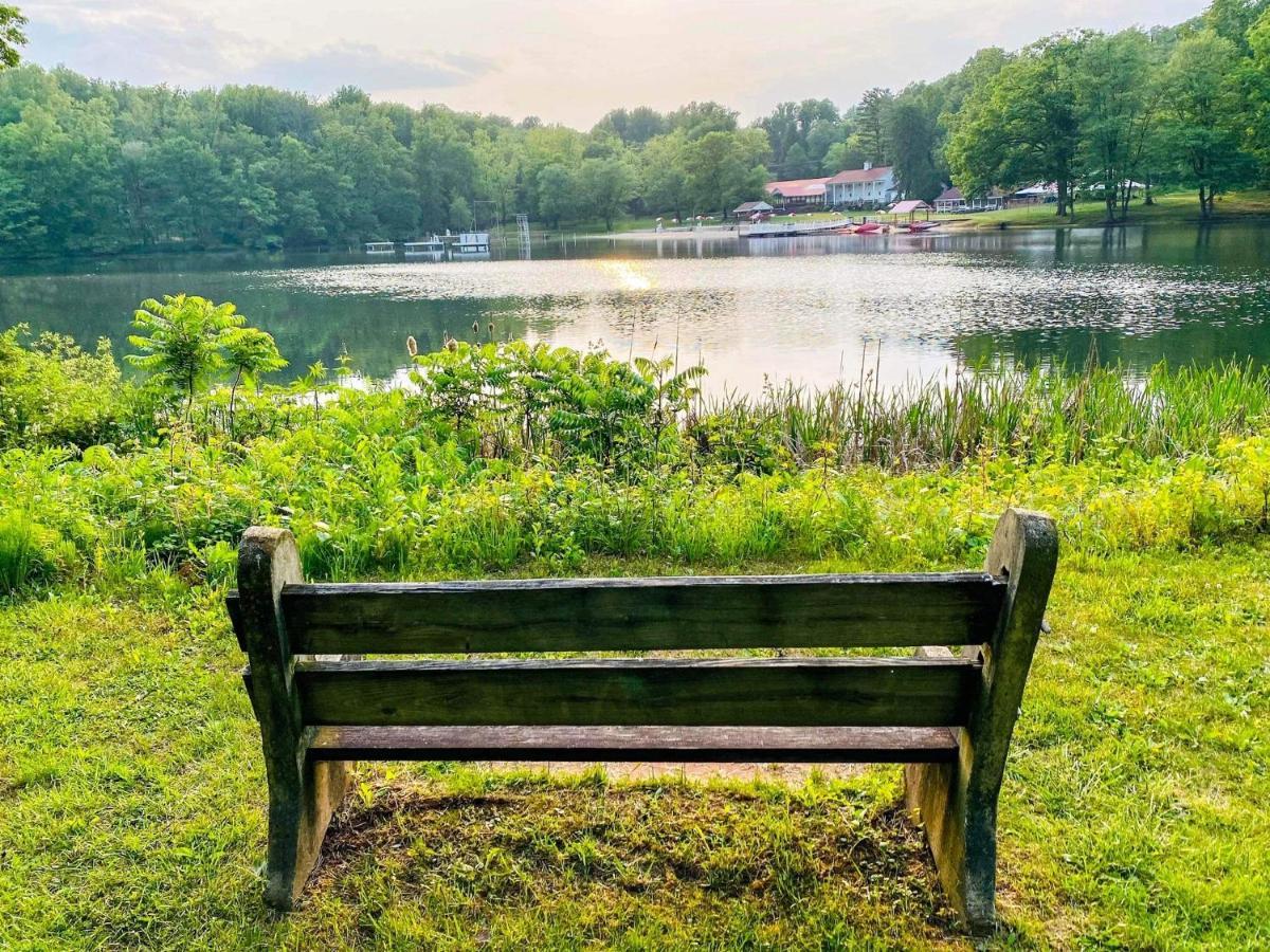 Modern Cabin With Hot Tub Grill Lake Beach Wineries Hiking Fishing And Hershey Park Family And Pet Friendly Superhosts On Ab&B Mount Gretna Екстериор снимка